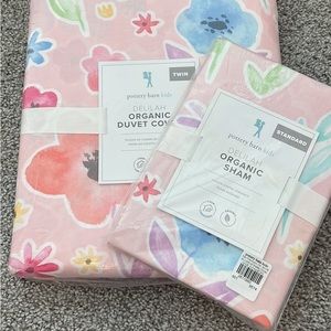 NWT PB Kids Twin Duvet and 1 pillow sham